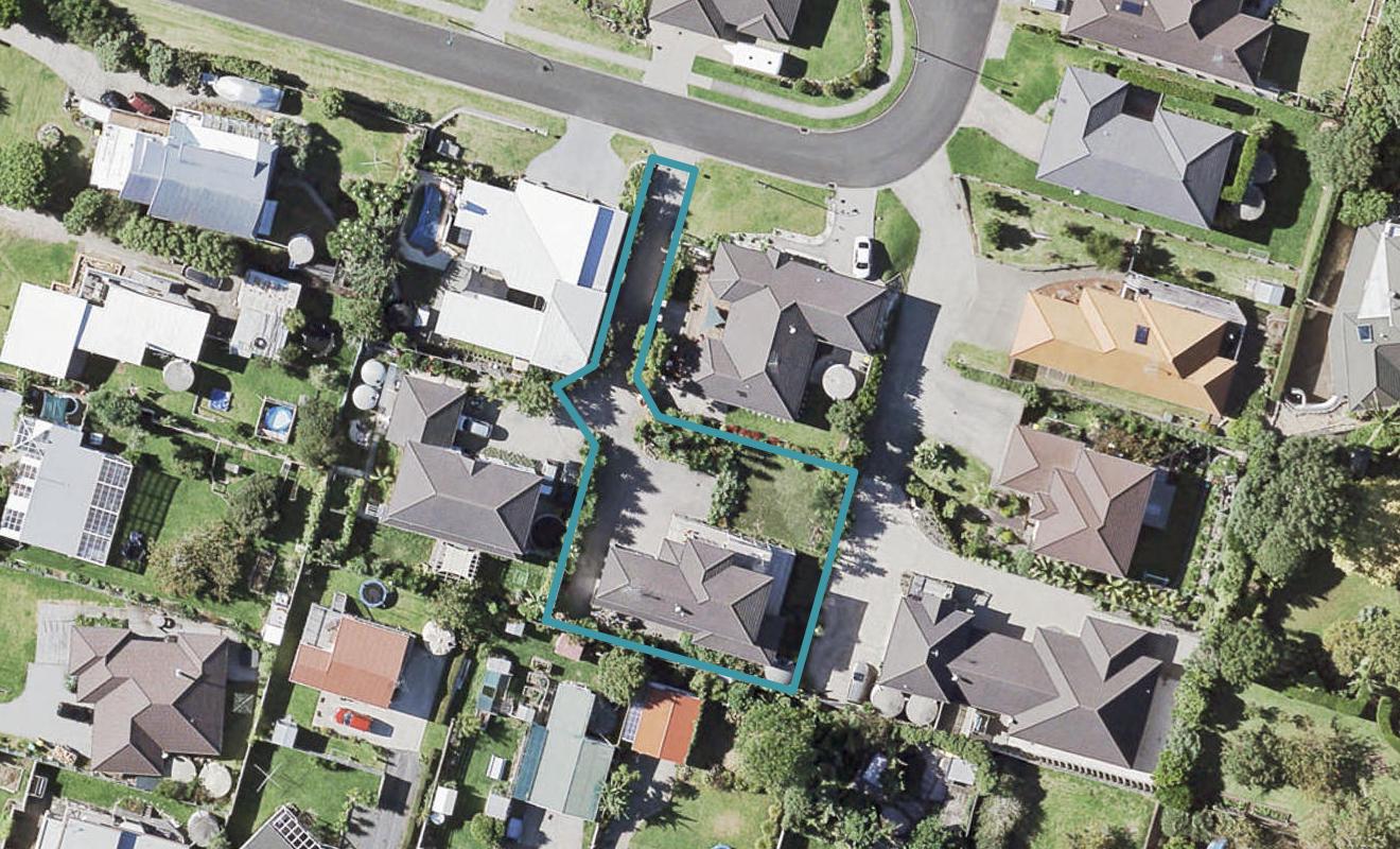 7 Fern Place, Beachlands, Auckland - Carousel 1
