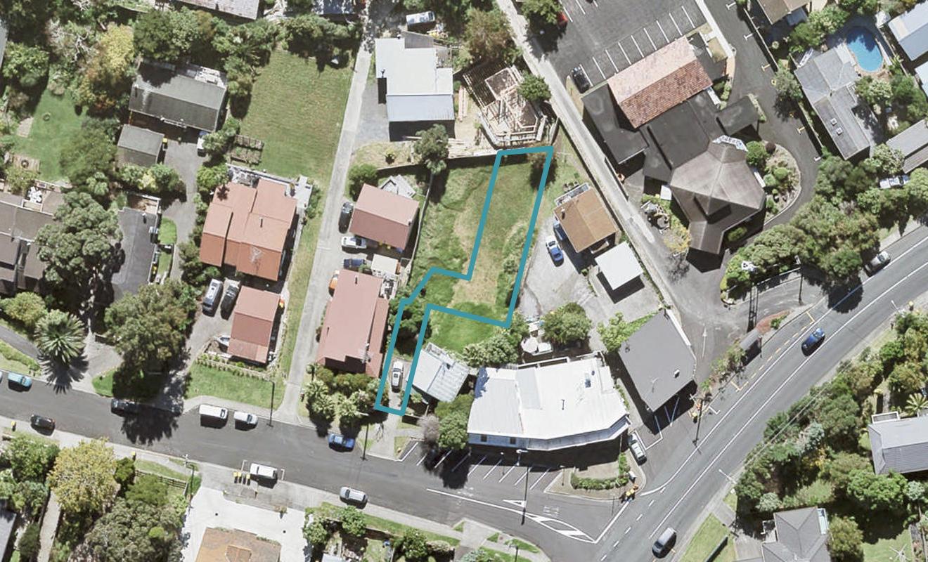 11D Hebron Road, Waiake, Auckland - Carousel 1