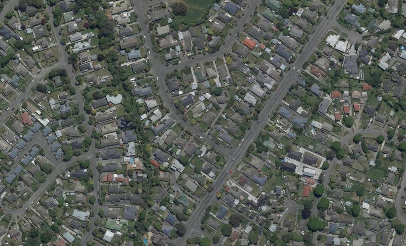 6 Sevenoaks Drive, Bryndwr, Christchurch - Carousel 1