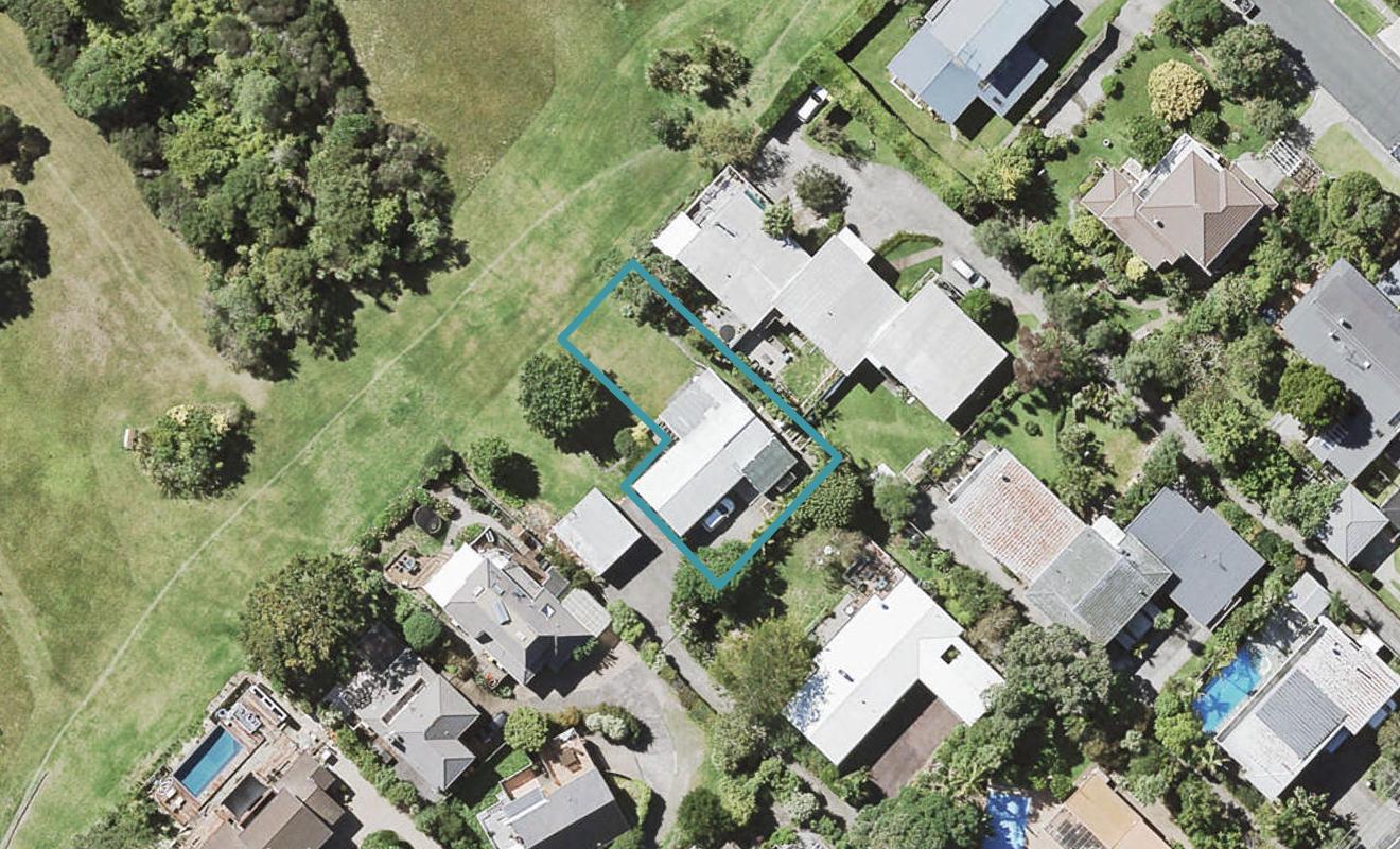 94A Aberdeen Road, Campbells Bay, Auckland - Carousel 1