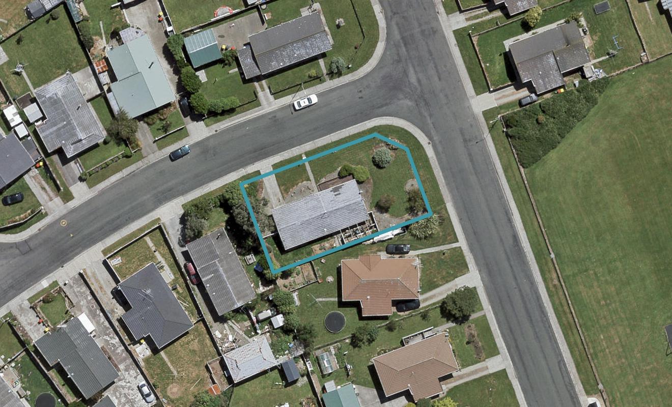 57 Dundee Street, Strathern, Invercargill - Carousel 1