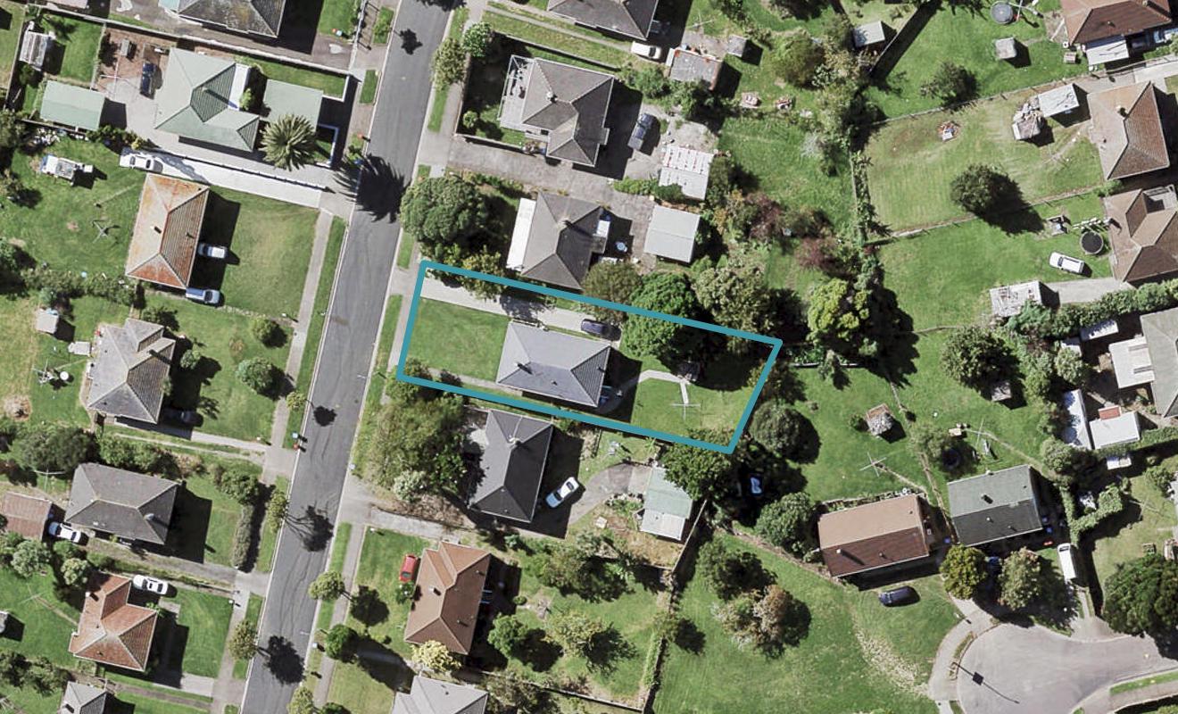 23 Evandale Street, Glen Innes, Auckland - Carousel 1