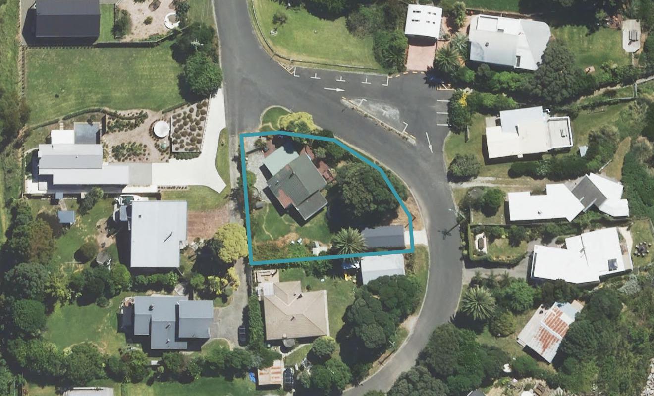 1 Tuahine Crescent, Wainui, Gisborne - Carousel 1