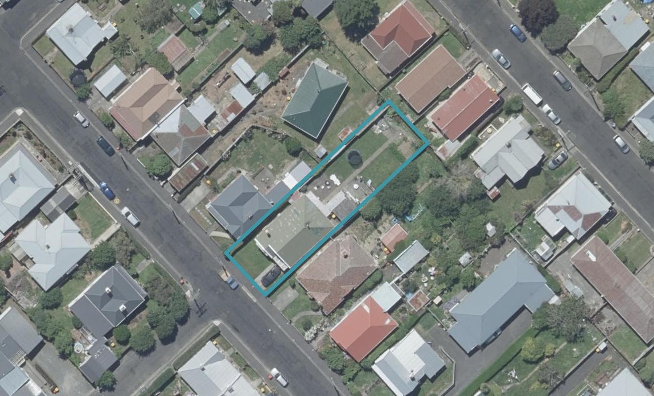 26 Selwyn Street, North East Valley, Dunedin - Carousel 1