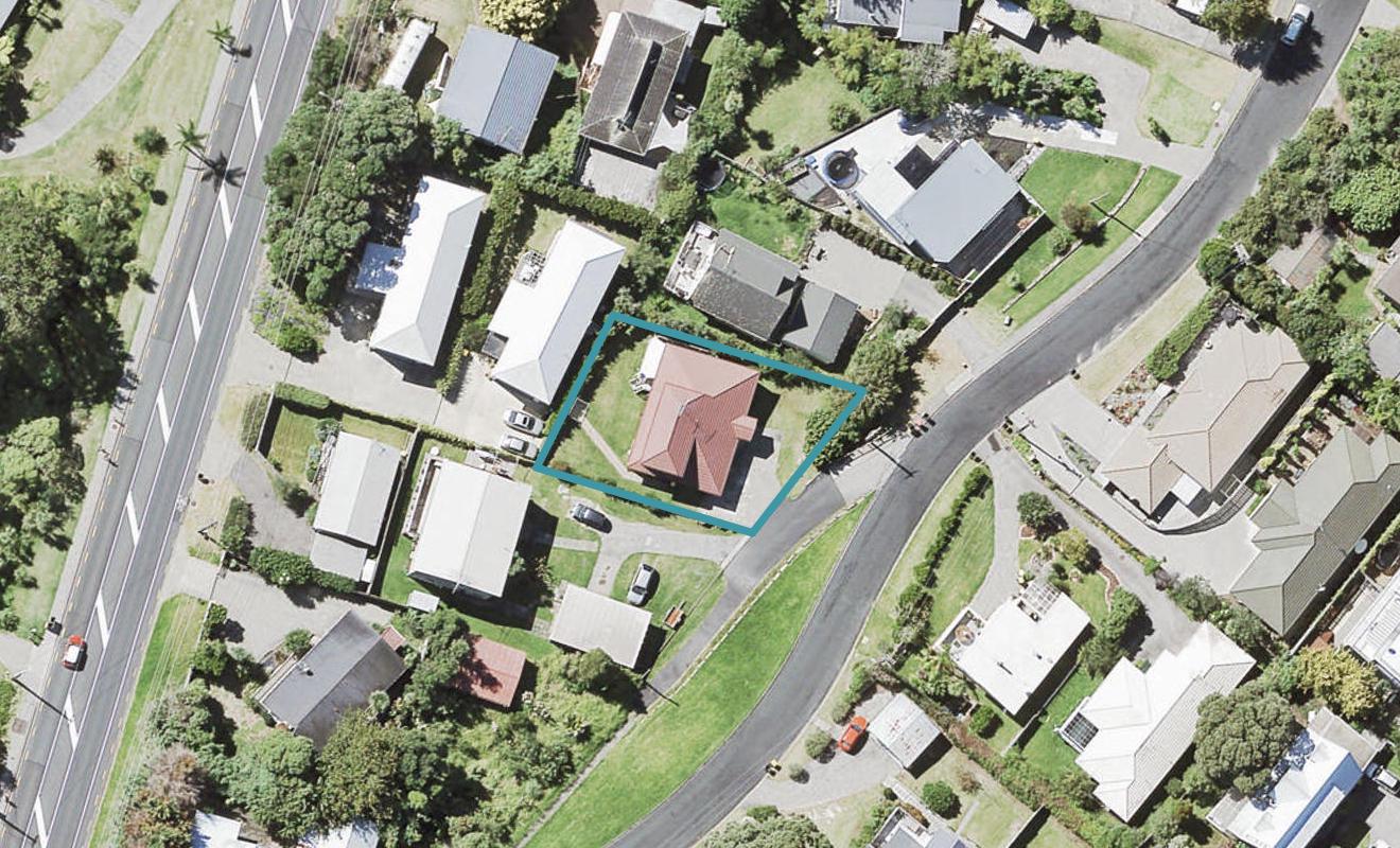 27A Philson Terrace, Browns Bay, Auckland - Carousel 1