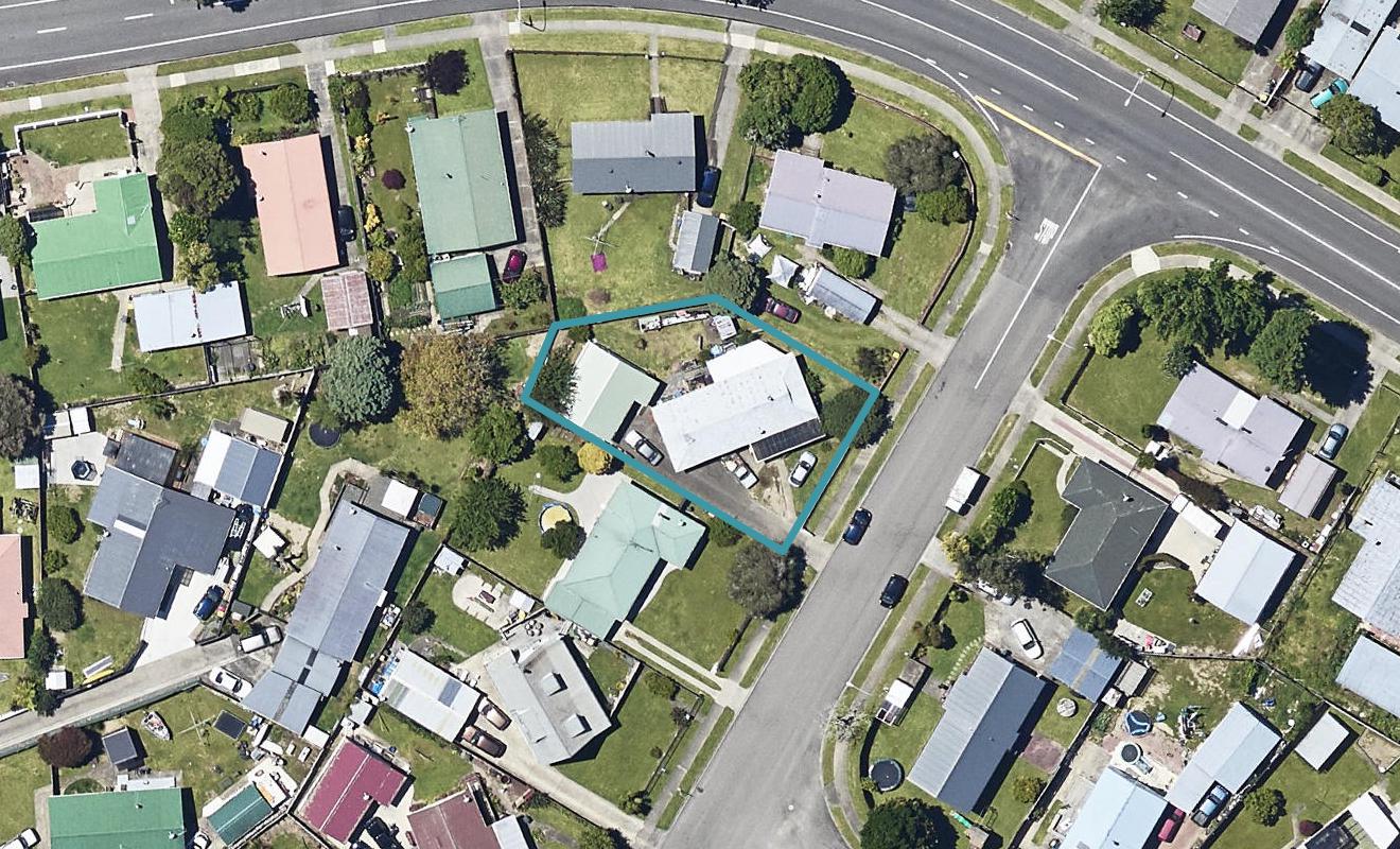 2 Farnworth Crescent, Whakatane, Whakatane - Carousel 1