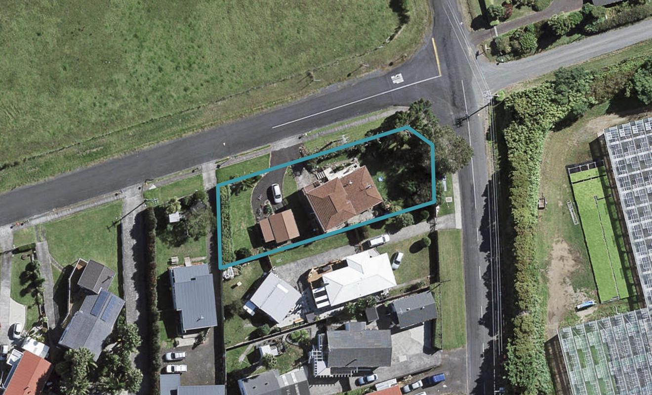 28 Beach Road, Waiuku - Carousel 1