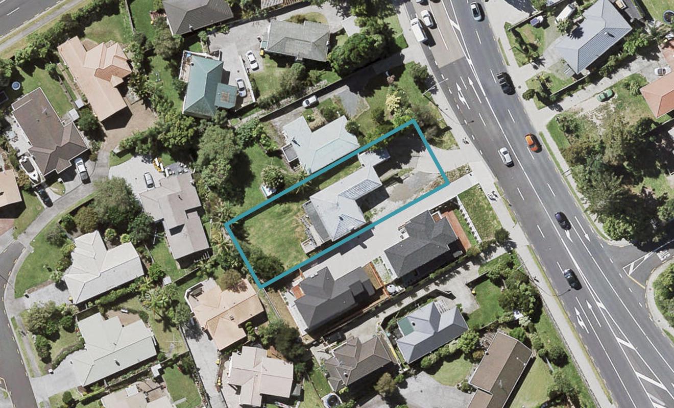 438 East Coast Road, Windsor Park, Auckland - Carousel 1