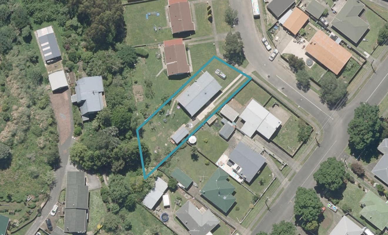 3 Savage Crescent, Aramoho, Whanganui - Carousel 1