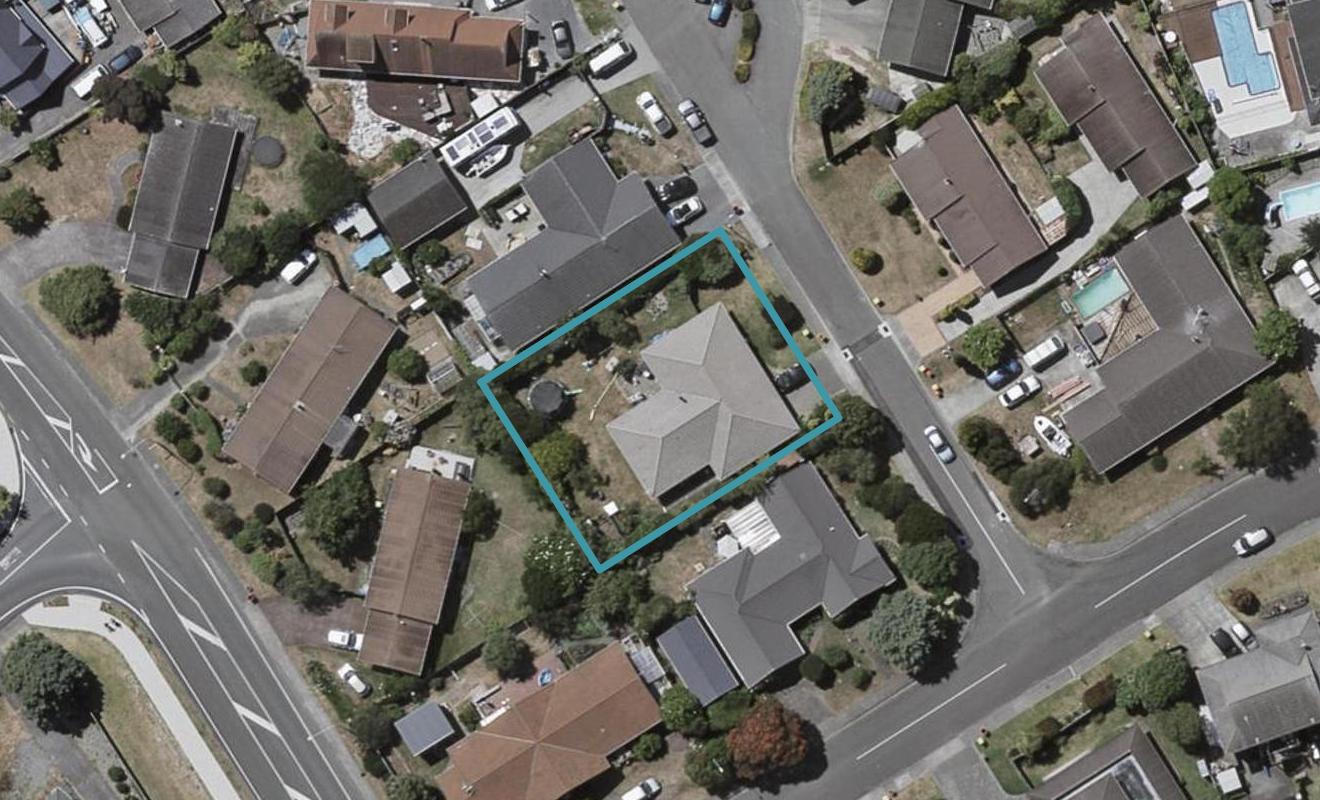 3 Oakwood Grove, Paraparaumu Beach, Paraparaumu - Carousel 1