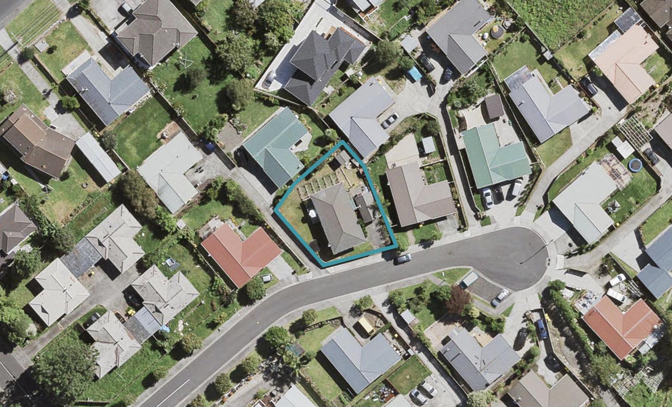 8 Muriel Place, Ranui, Auckland - Carousel 1