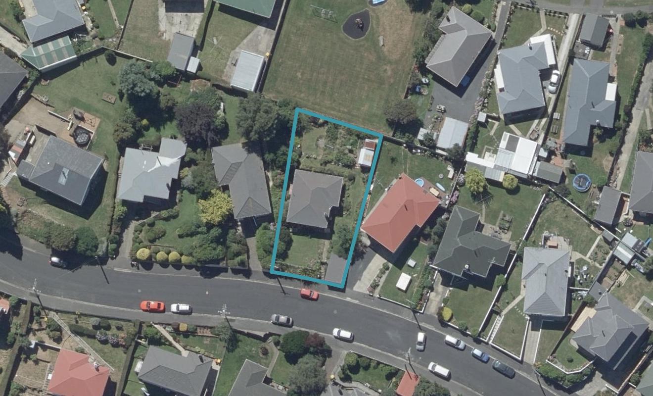 11 Salmond Street, Halfway Bush, Dunedin - Carousel 1
