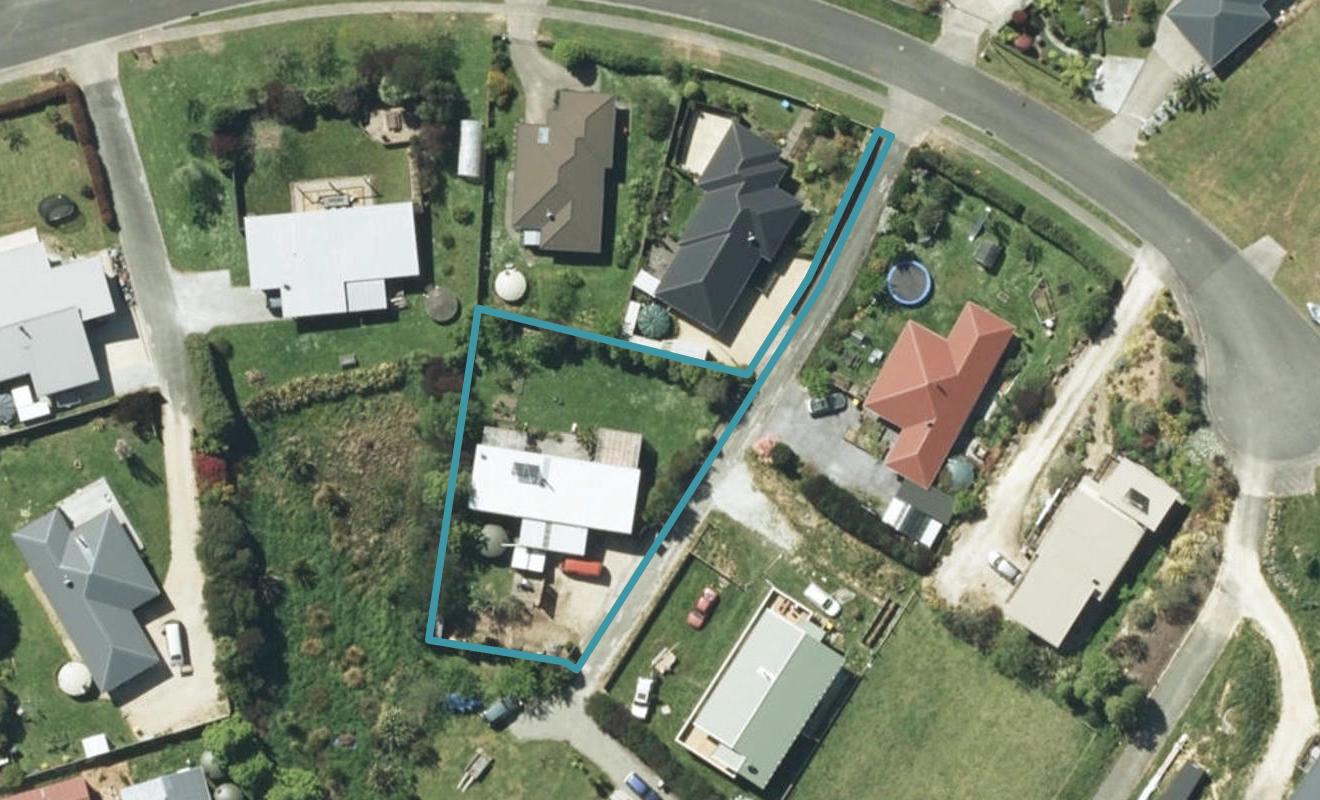 18 Arapeta Place, Takaka - Carousel 1