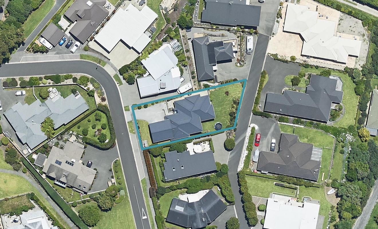 43 Jarrah Park Drive, Pyes Pa, Tauranga - Carousel 1