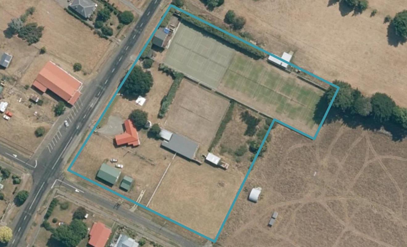 36 Charlotte Street, Takapau, Takapau - Carousel 1