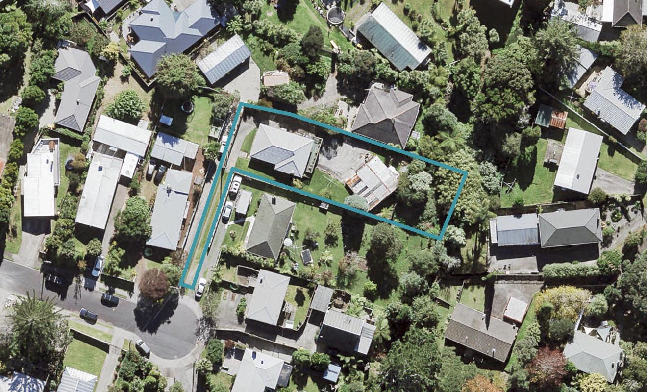 26 Beverly Place, New Lynn, Auckland - Carousel 1