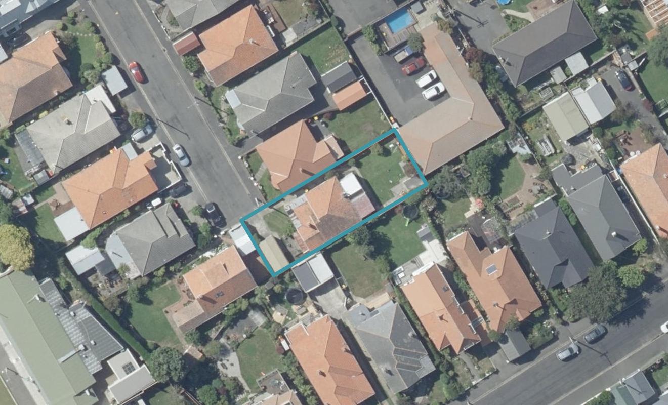 11 Massey Avenue, Saint Clair, Dunedin - Carousel 1