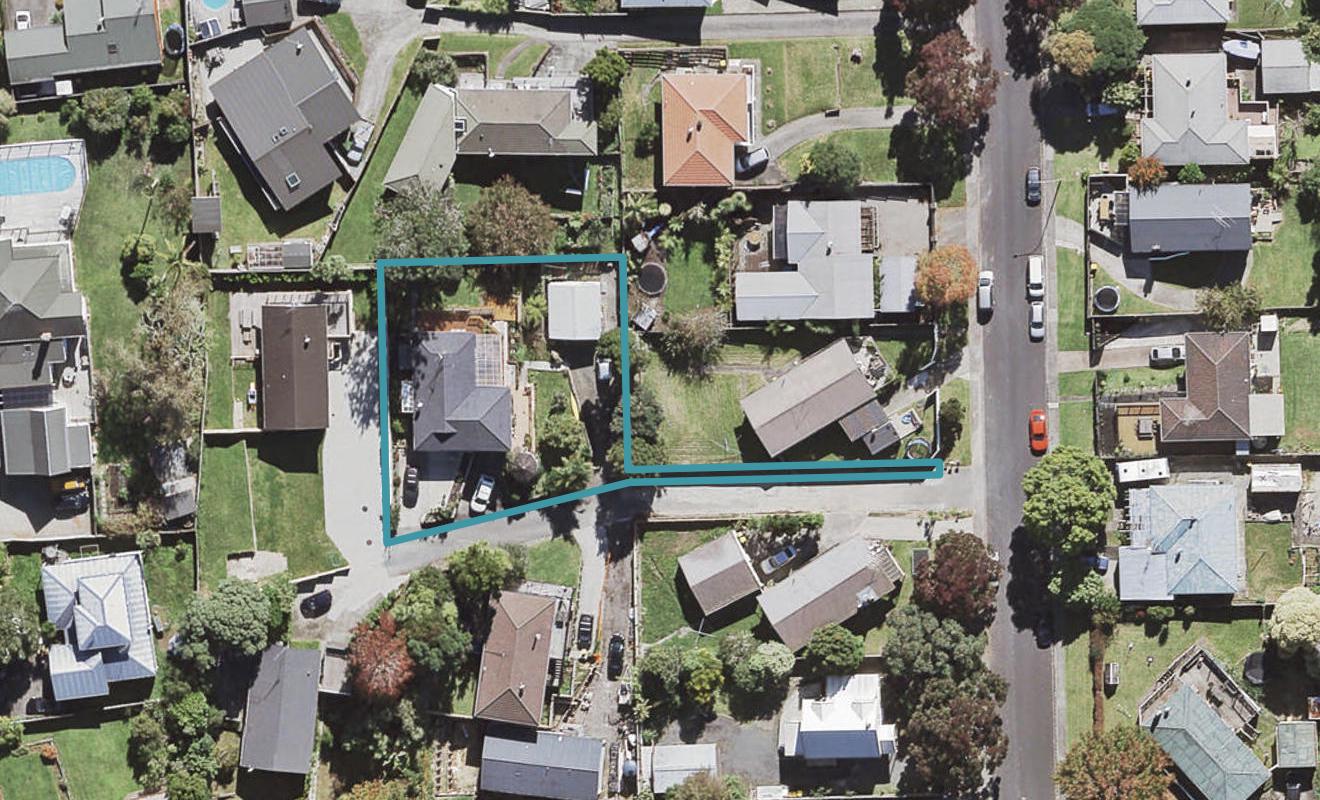 63 Vandeleur Avenue, Birkdale, Auckland - Carousel 1