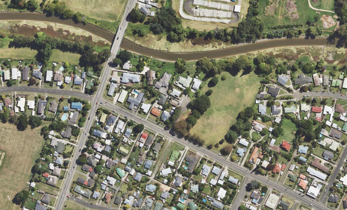 1 Balfour Road, Te Hapara, Gisborne - Carousel 1