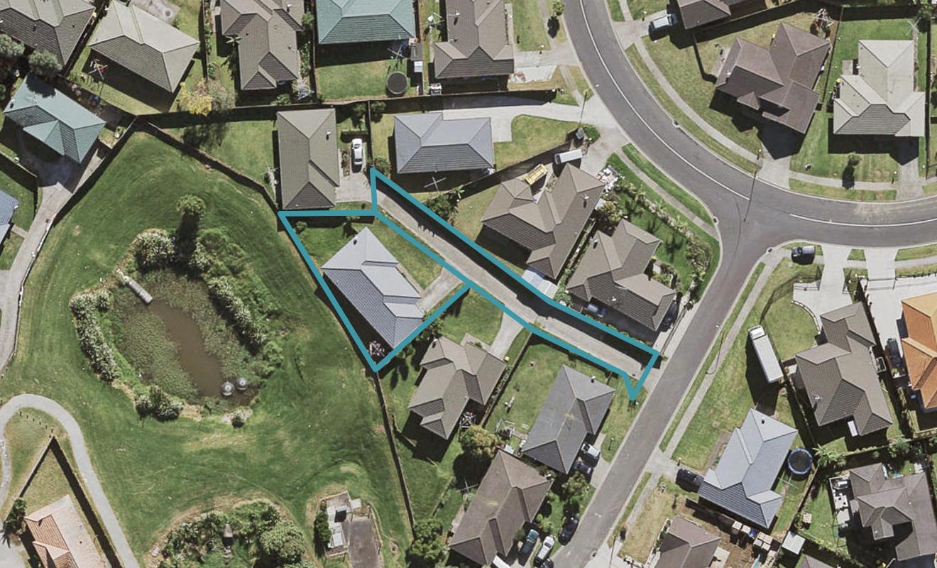 5 Reef Place, Mangere, Auckland - Carousel 1