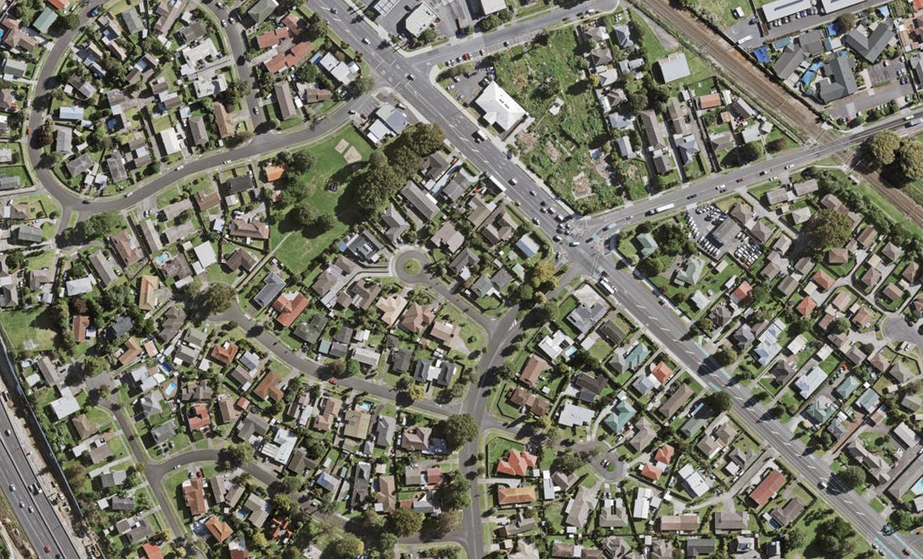 3A Tulloch Place, Conifer Grove, Takanini - Carousel 1