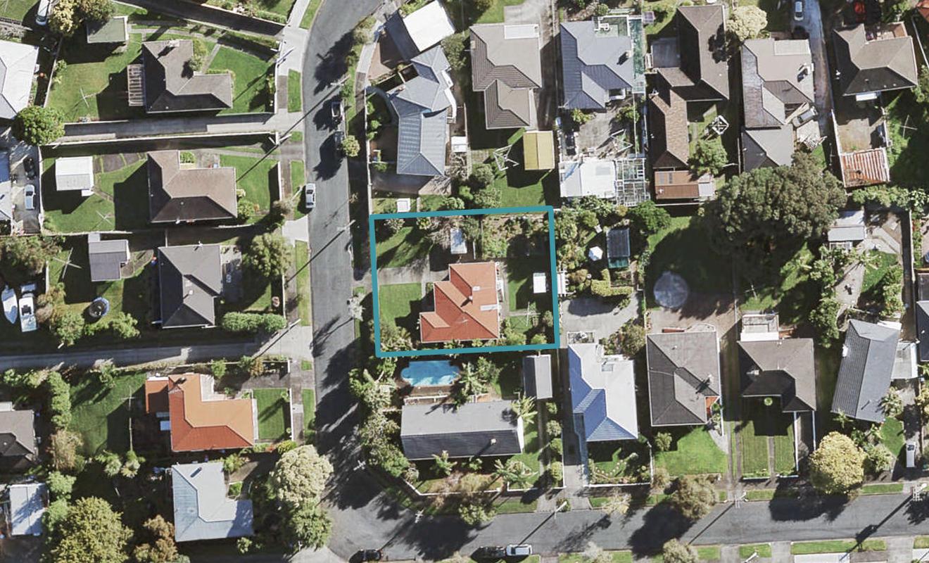 19 Dundee Place, Blockhouse Bay, Auckland - Carousel 1