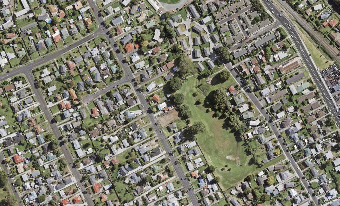35E Christmas Road, Manurewa, Auckland - Carousel 1