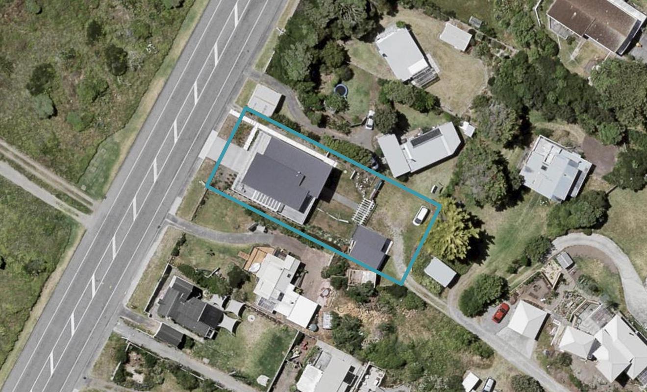 88 Marine Parade, Otaki Beach, Otaki - Carousel 1