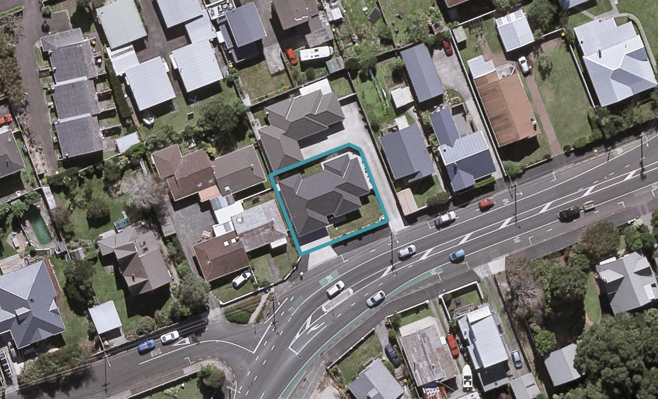 56 Wallace Place, Westown, New Plymouth - Carousel 1