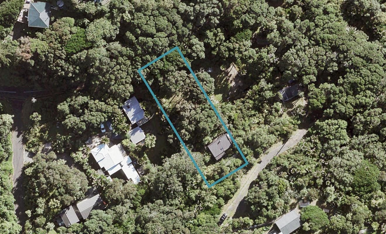 50 Beach Valley Road, New Lynn - Carousel 1
