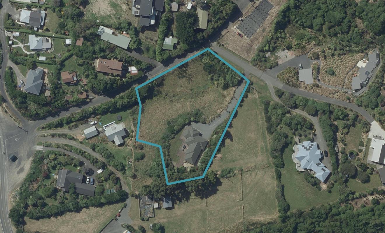 2 Luss Road, Company Bay, Dunedin - Carousel 1