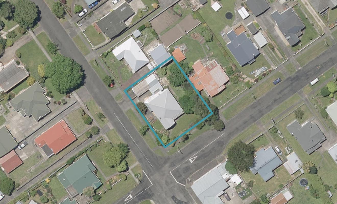 1 Bute Place, Aramoho, Whanganui - Carousel 1