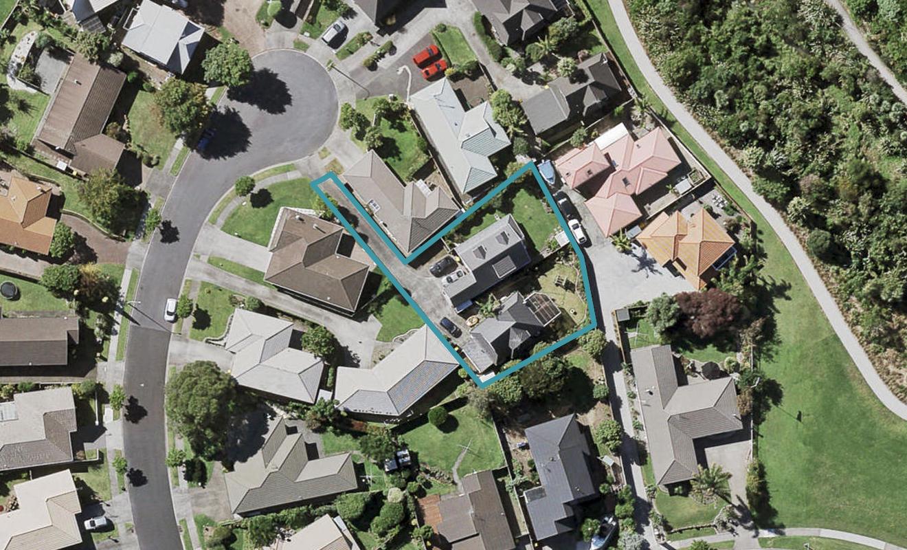 1/73 Frank Nobilo Drive, Golflands, Auckland - Carousel 1