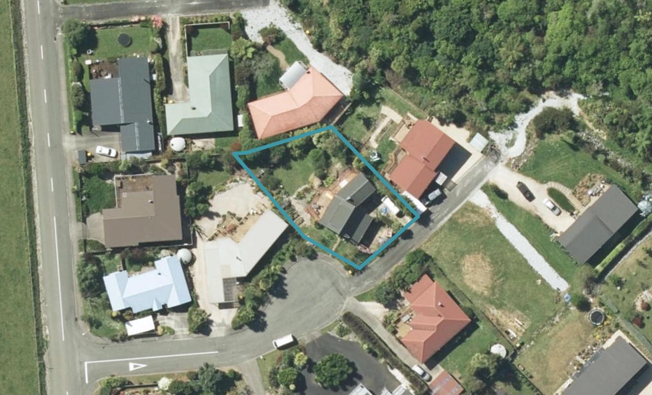 7 Kowhatu Grove, Pohara - Carousel 1