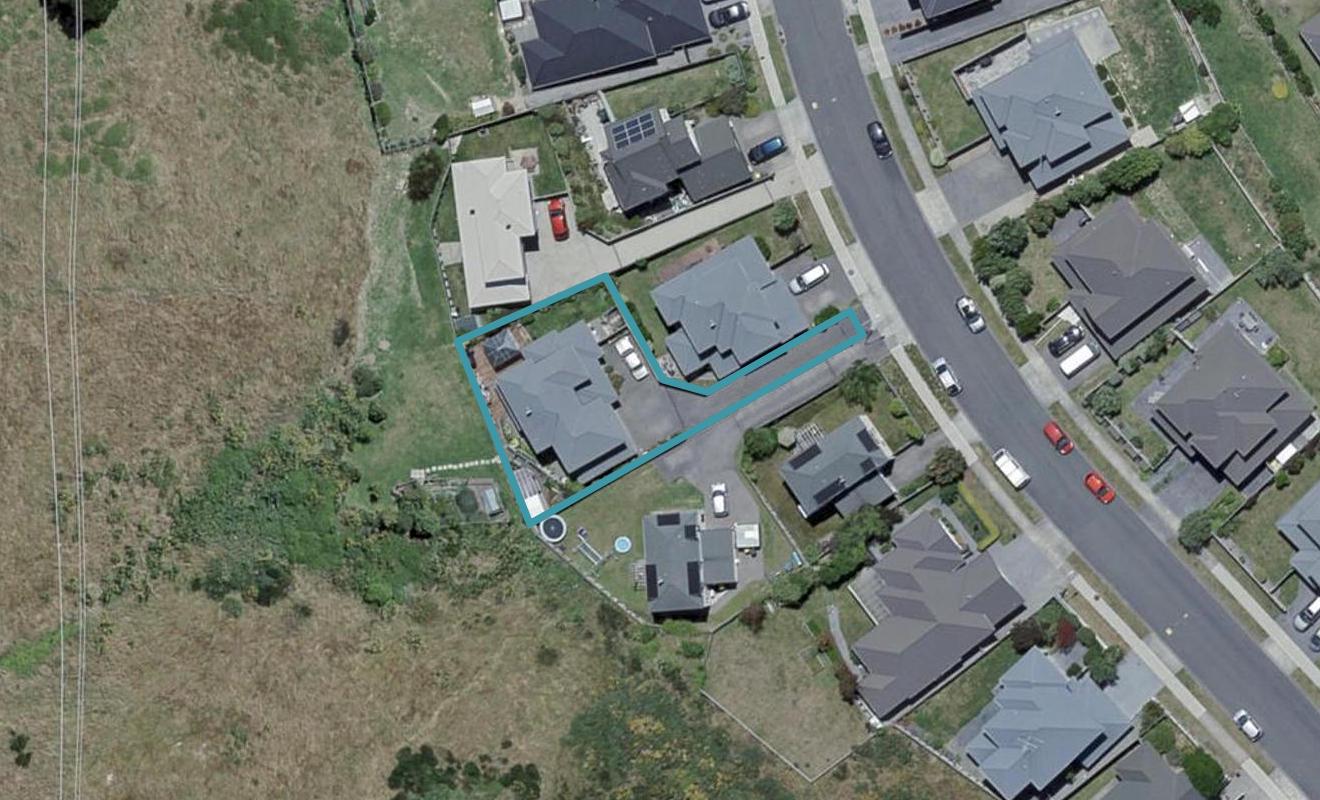 68A Erlestoke Crescent, Churton Park, Wellington - Carousel 1