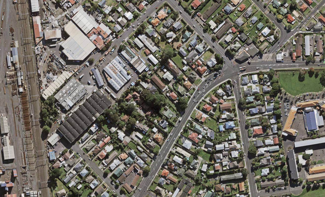 109 Mangere Road, Otahuhu, Auckland - Carousel 1