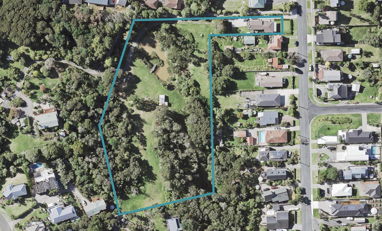 11 Maraetai School Road, Maraetai, Auckland - Carousel 1