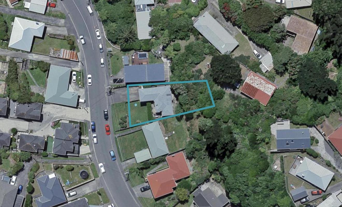 21 Black Rock Road, Newlands, Wellington - Carousel 1