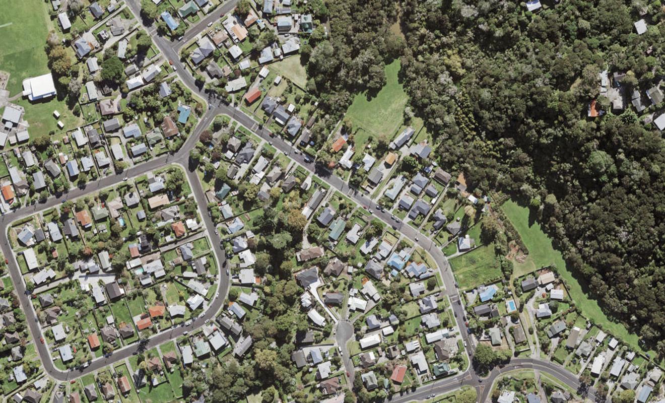 22 Lauderdale Road, Birkdale, Auckland - Carousel 1
