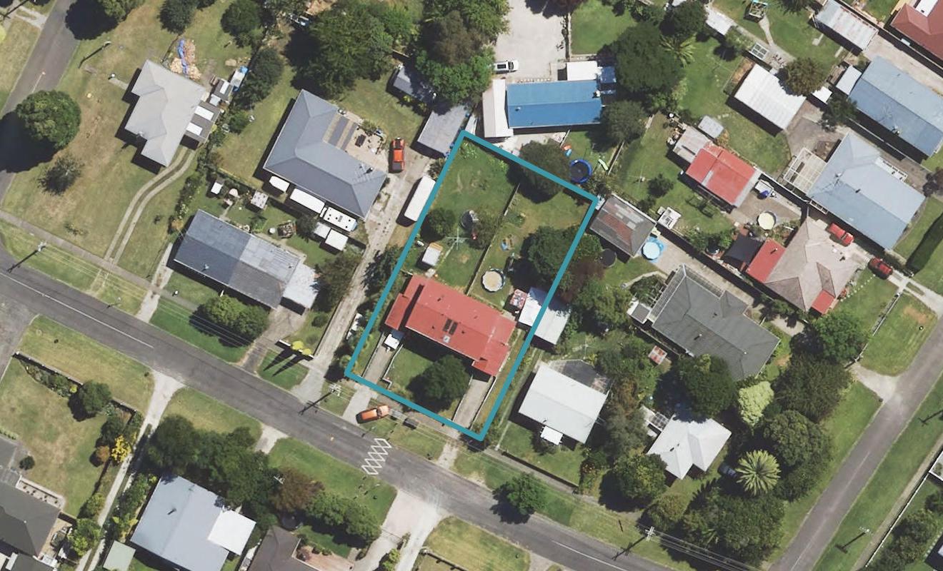 43 Oak Street, Mangapapa, Gisborne - Carousel 1