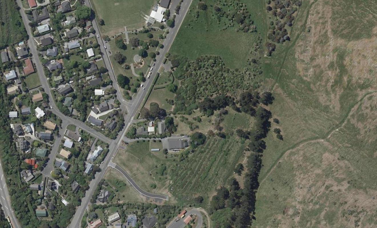 28 Bridle Path Road, Heathcote Valley, Christchurch - Carousel 1