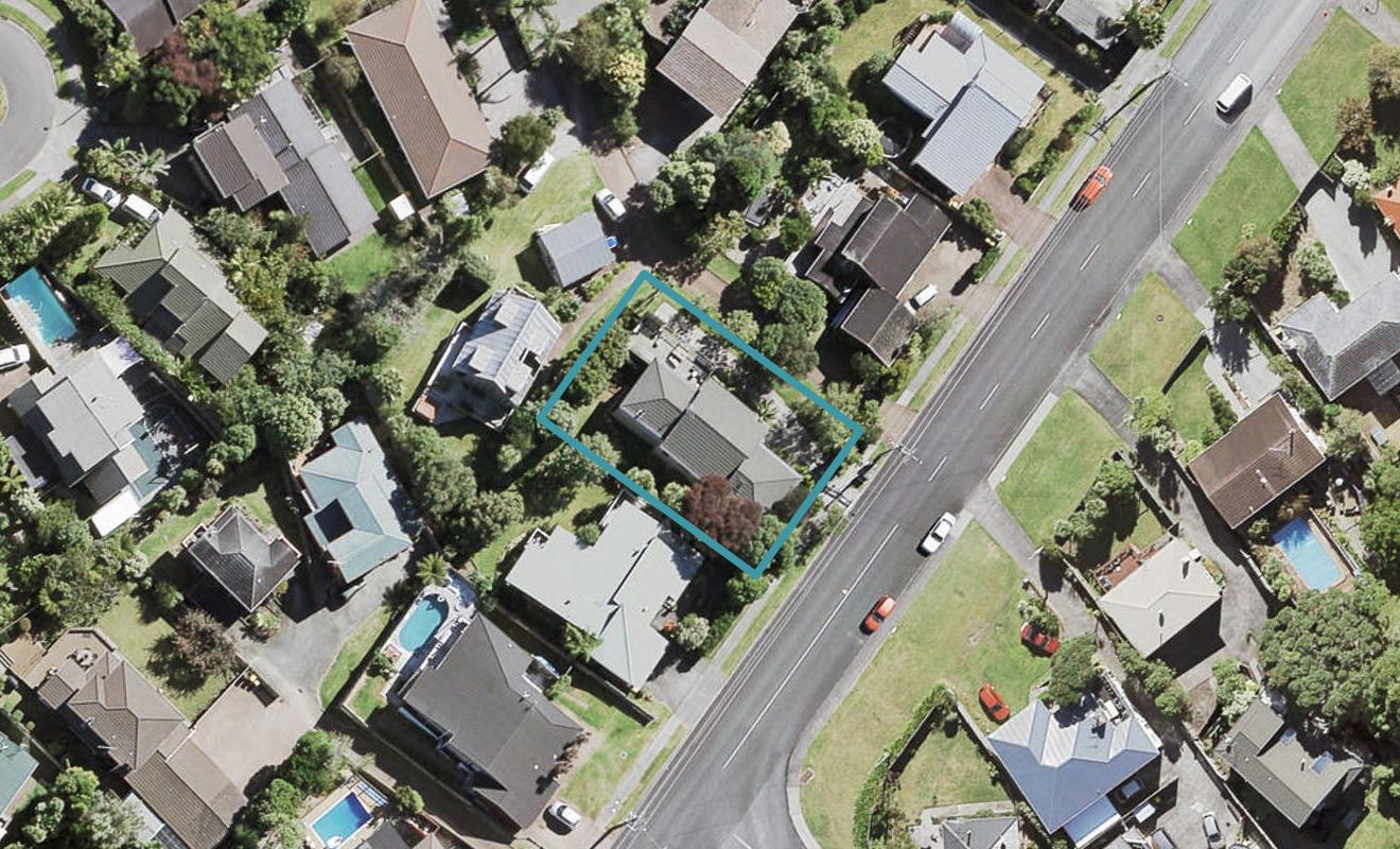 21 Avonleigh Road, Green Bay, Auckland - Carousel 1