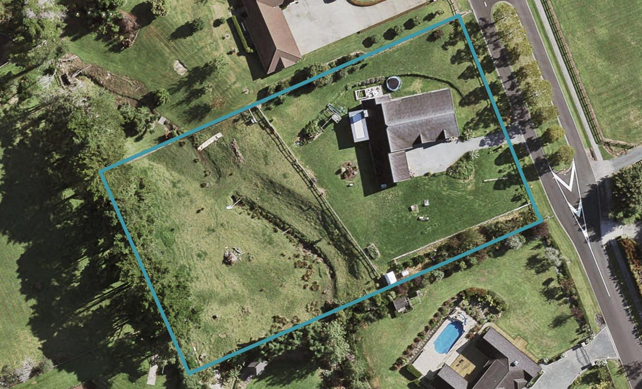 8 Notch Place, Alfriston, Auckland - Carousel 1