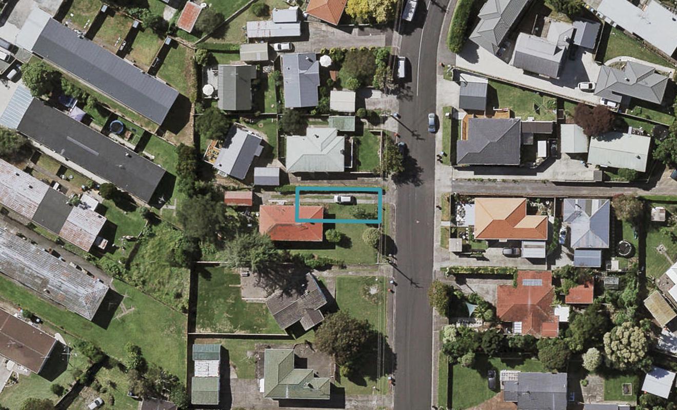 39 Boakes Road, Mount Wellington, Auckland - Carousel 1