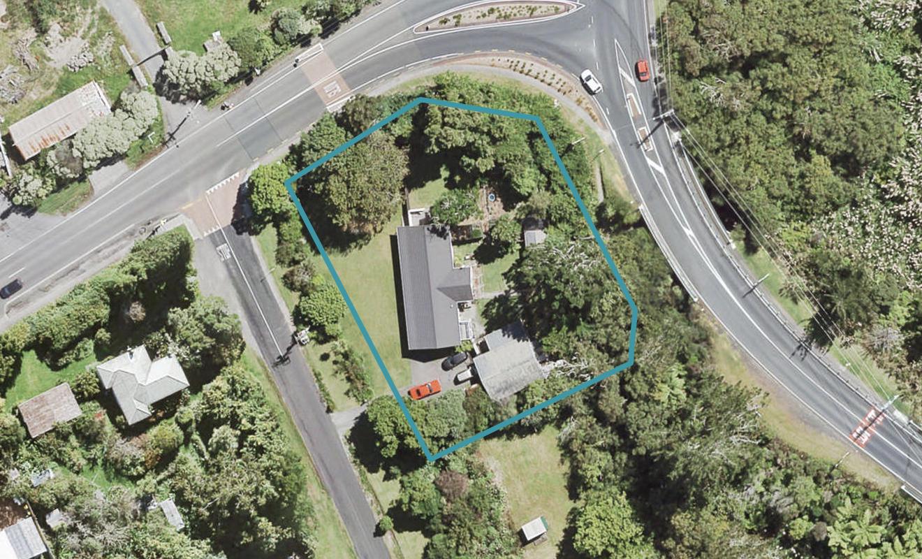 2 Anzac Valley Road, Waitakere, Auckland - Carousel 1