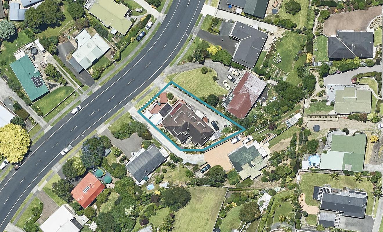 11 Victory Street, Welcome Bay, Tauranga - Carousel 1