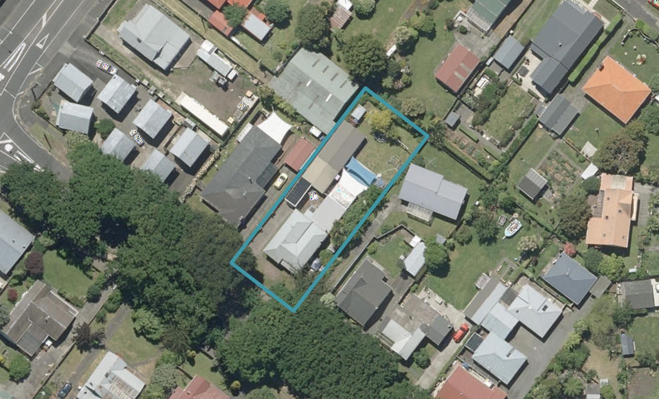 14 Halswell Street, Whanganui, Whanganui - Carousel 1