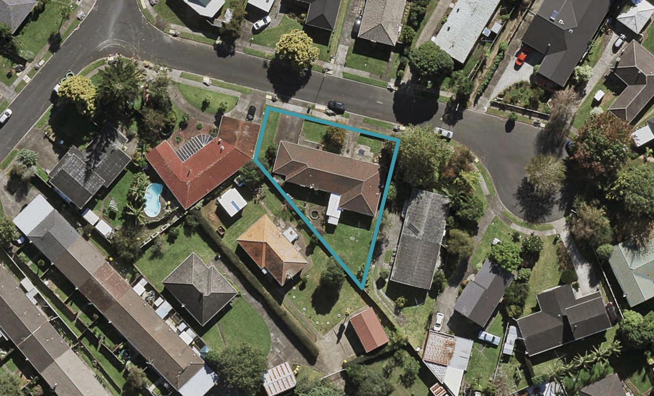 2/3 Winspear Place, Papatoetoe, Auckland - Carousel 1