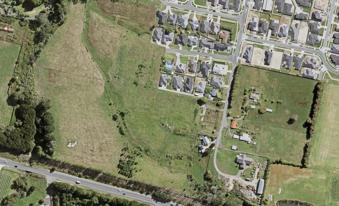67 Mcindoe Road, Kumeu - Carousel 1