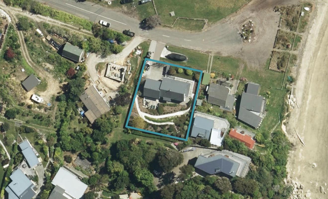 38 Stephens Bay Road, Kaiteriteri - Carousel 1